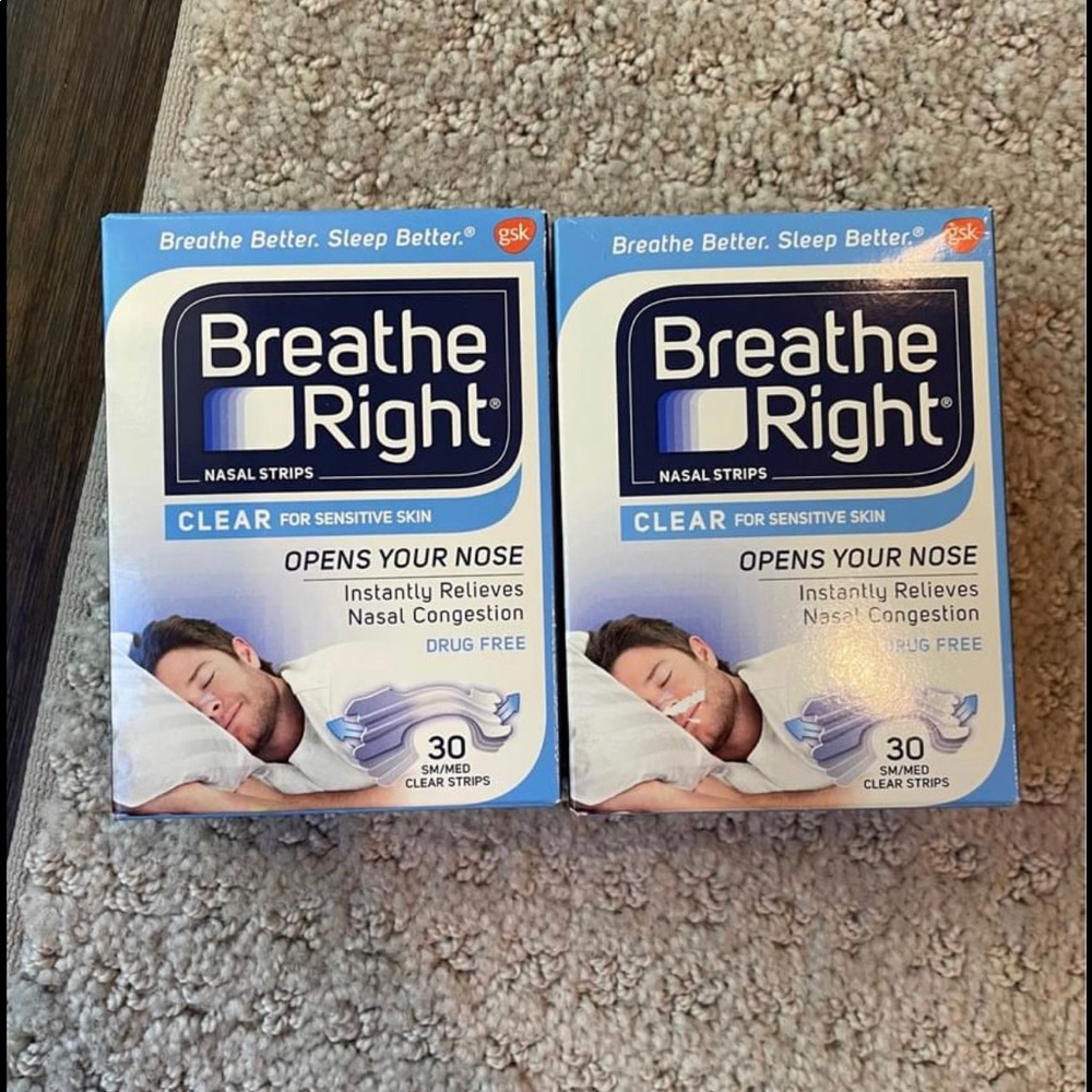 2 packages Breathe Right Strips